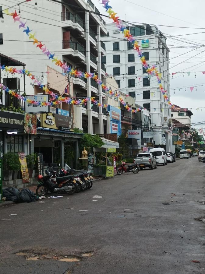Mekong Riverside Vientiane Exterior photo